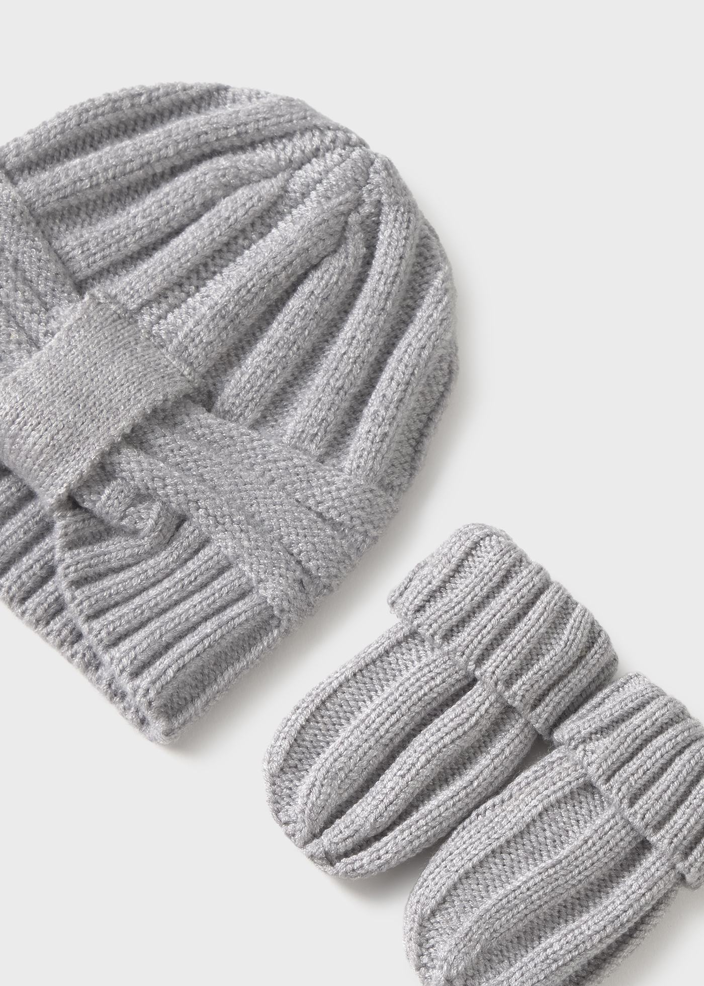 Newborn Hat and Mittens Set