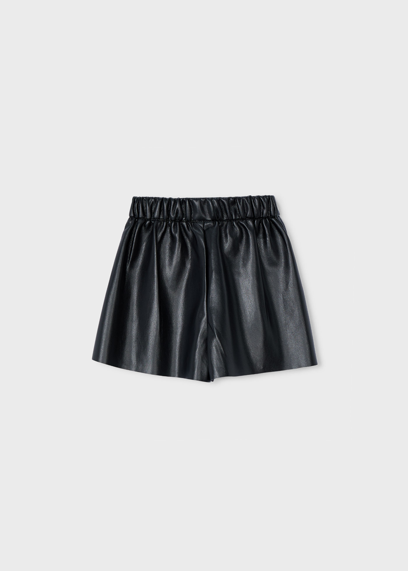 Girls leatherette shorts