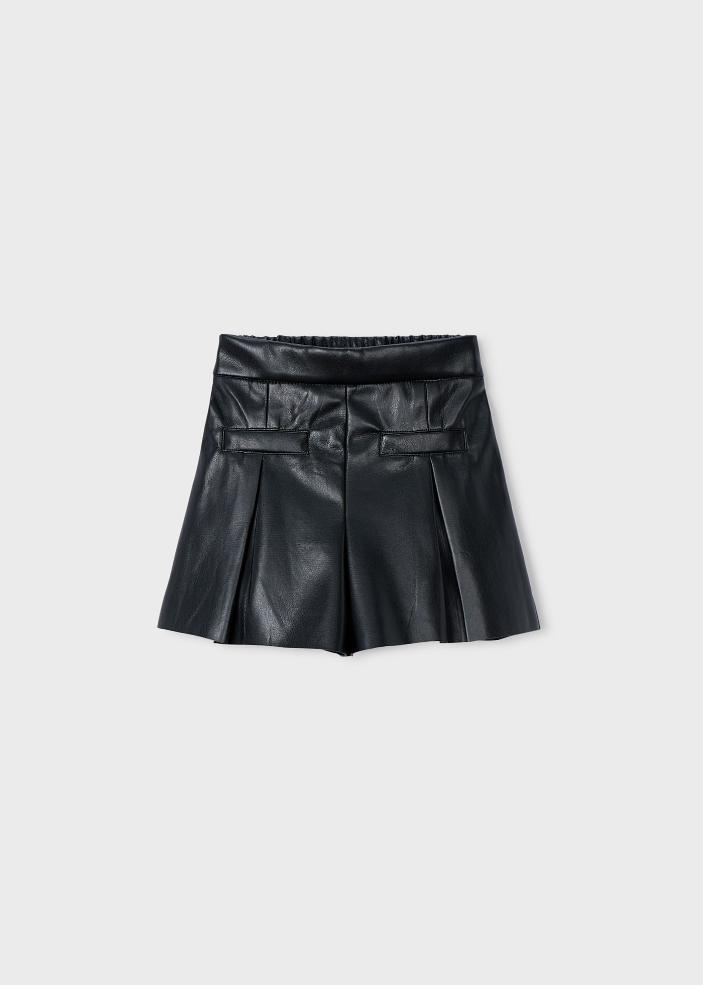Girls leatherette shorts