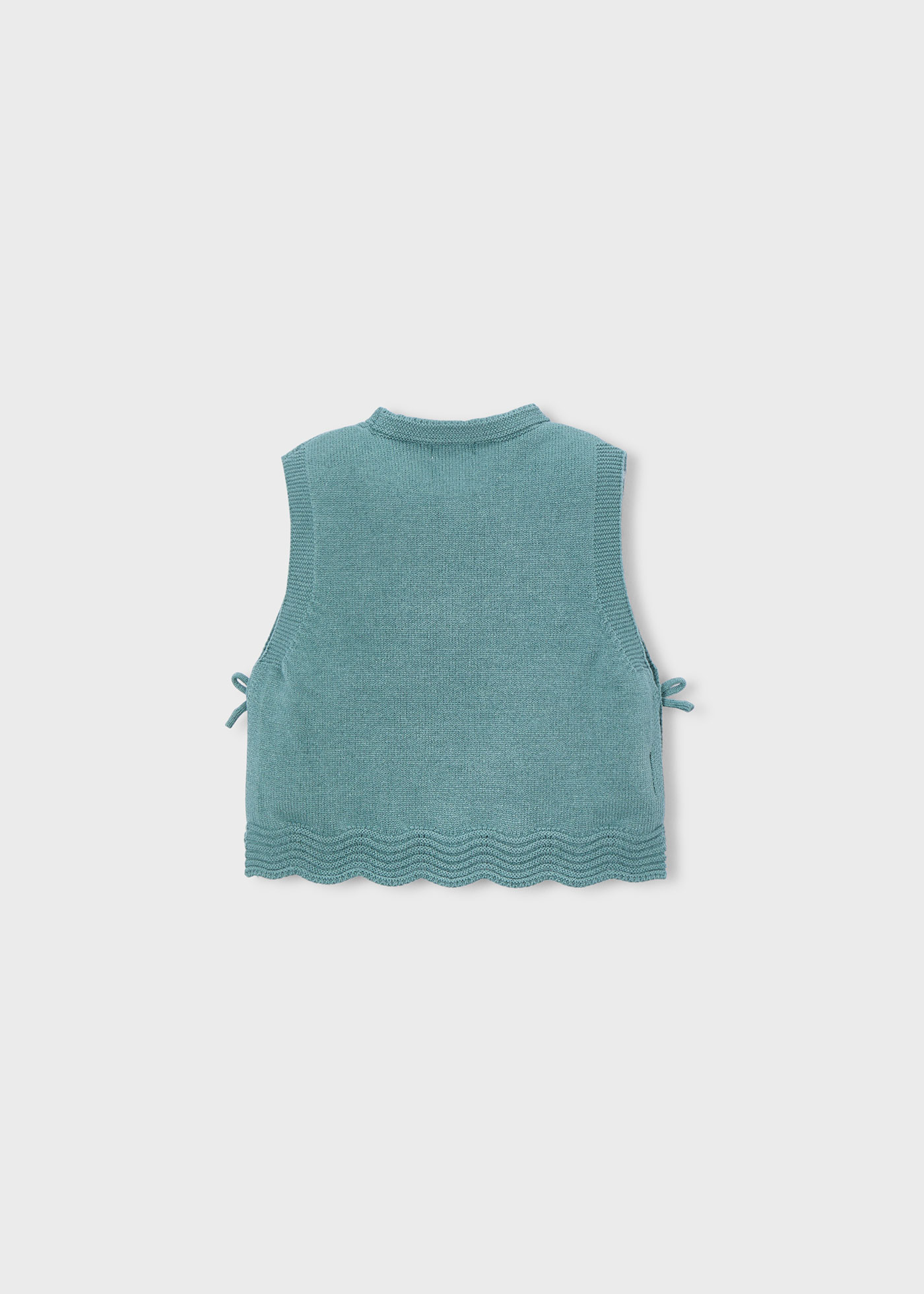 Vest girl