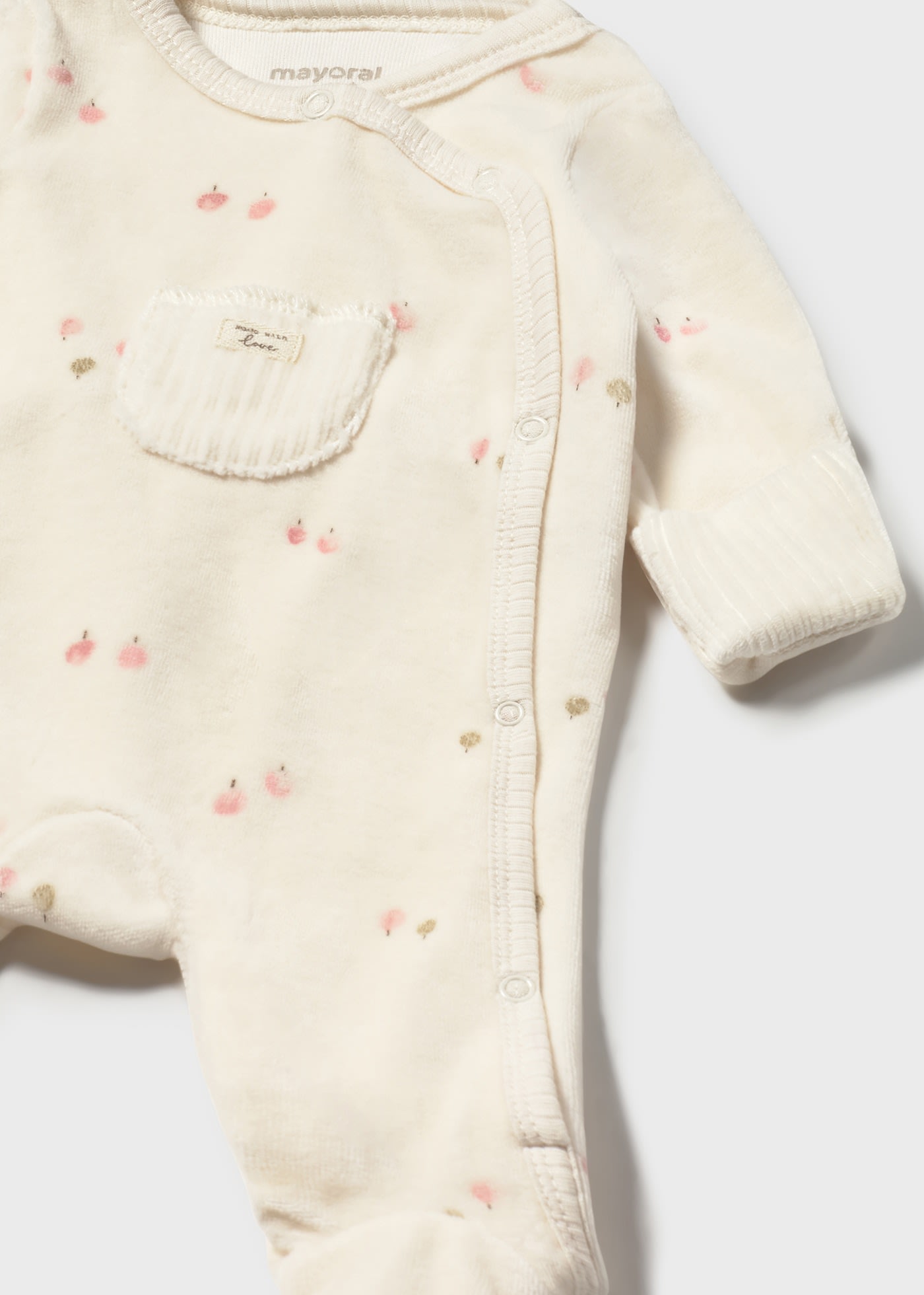 Newborn unisex romper with feet
