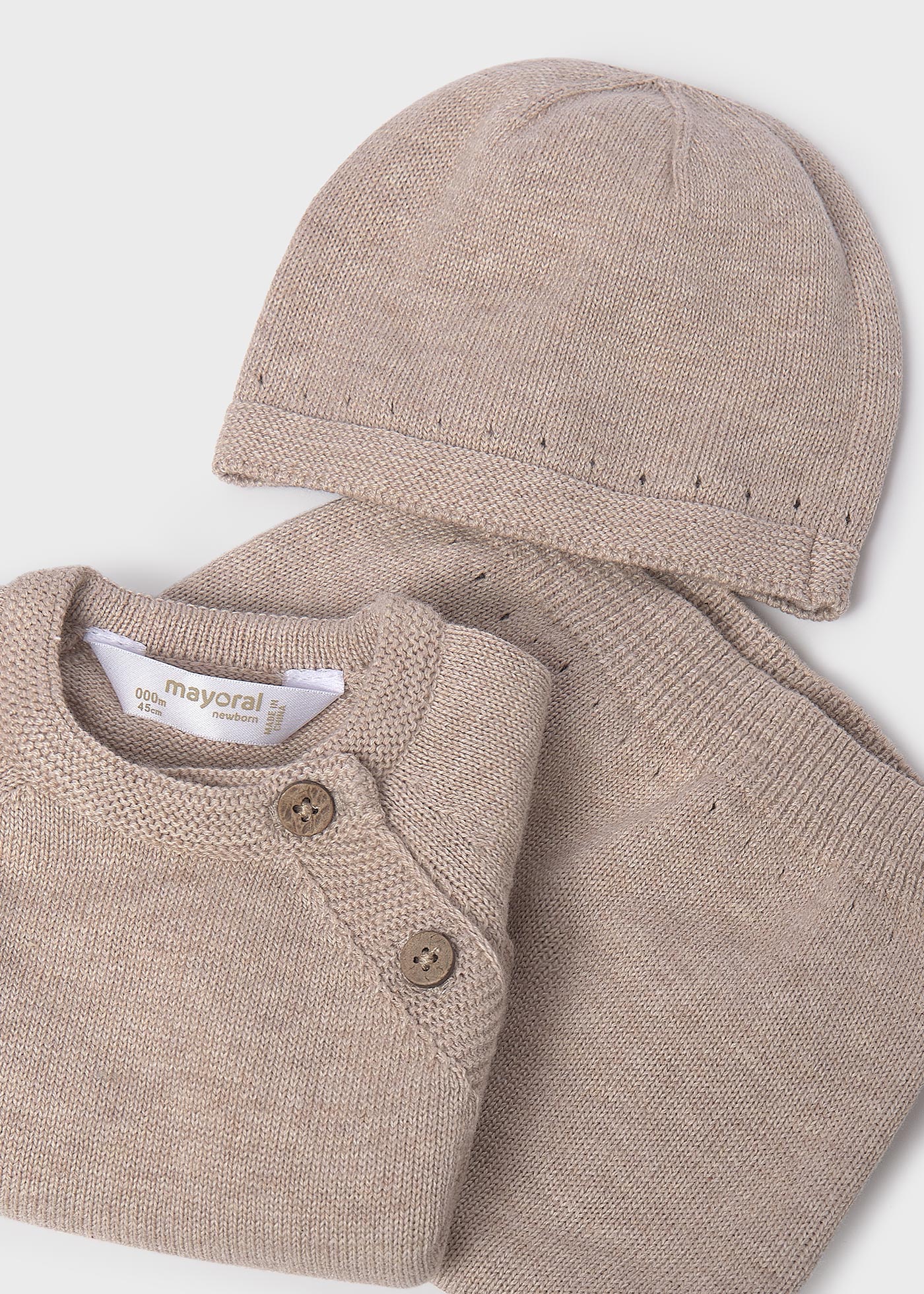 Baby unisex 3 piece knitted gift set