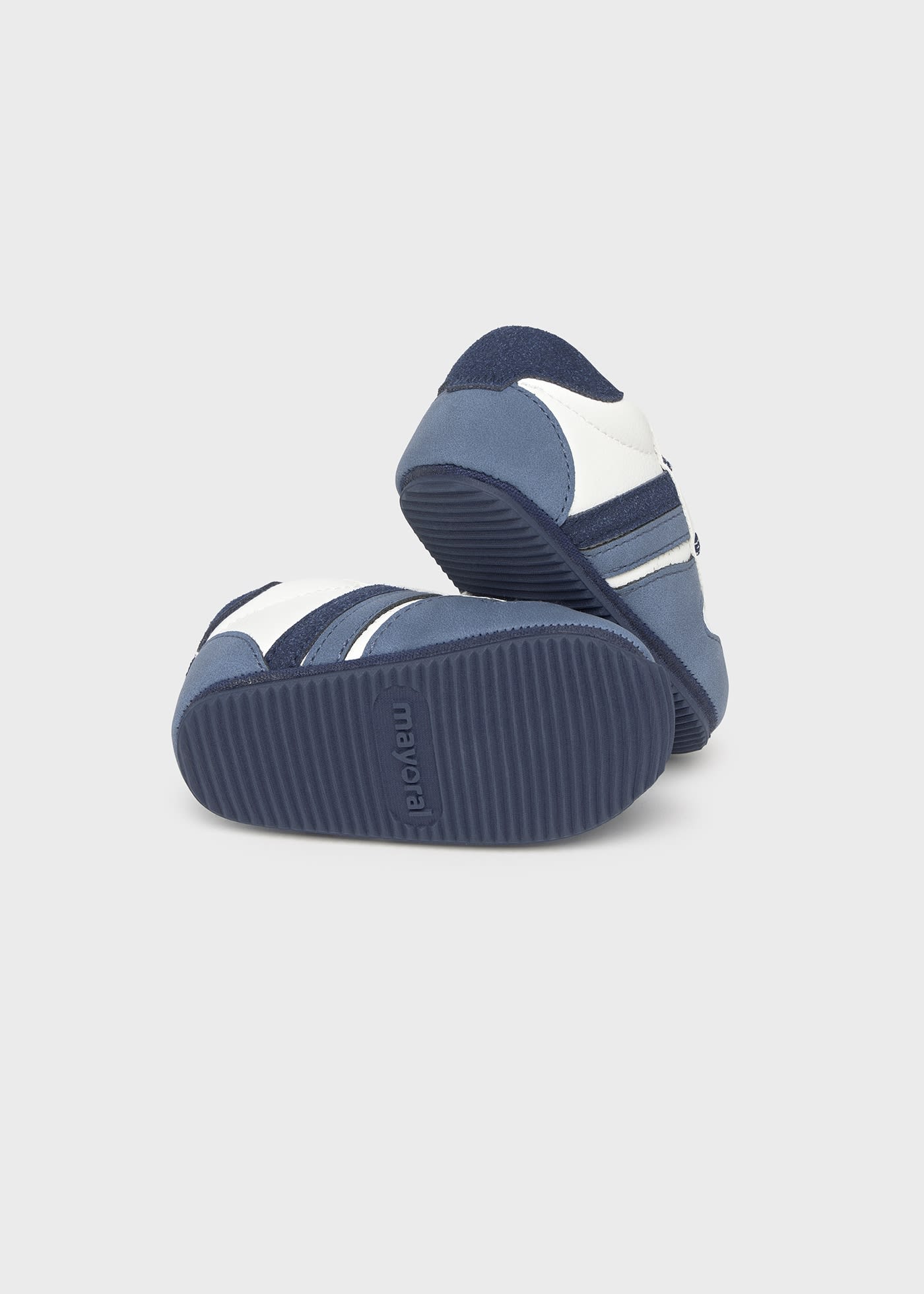 Newborn casual trainers
