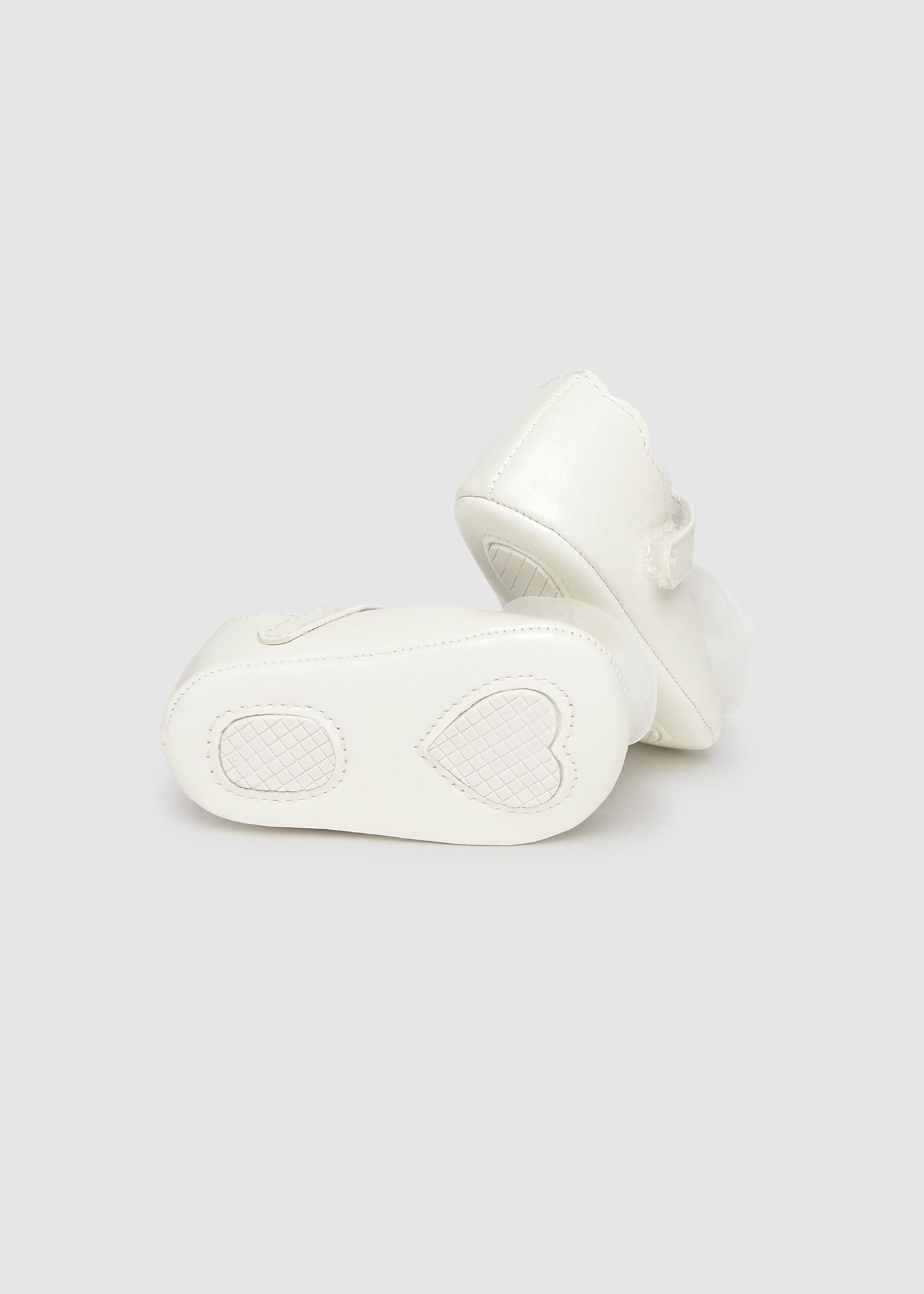 Chaussures fleur nouveau-né