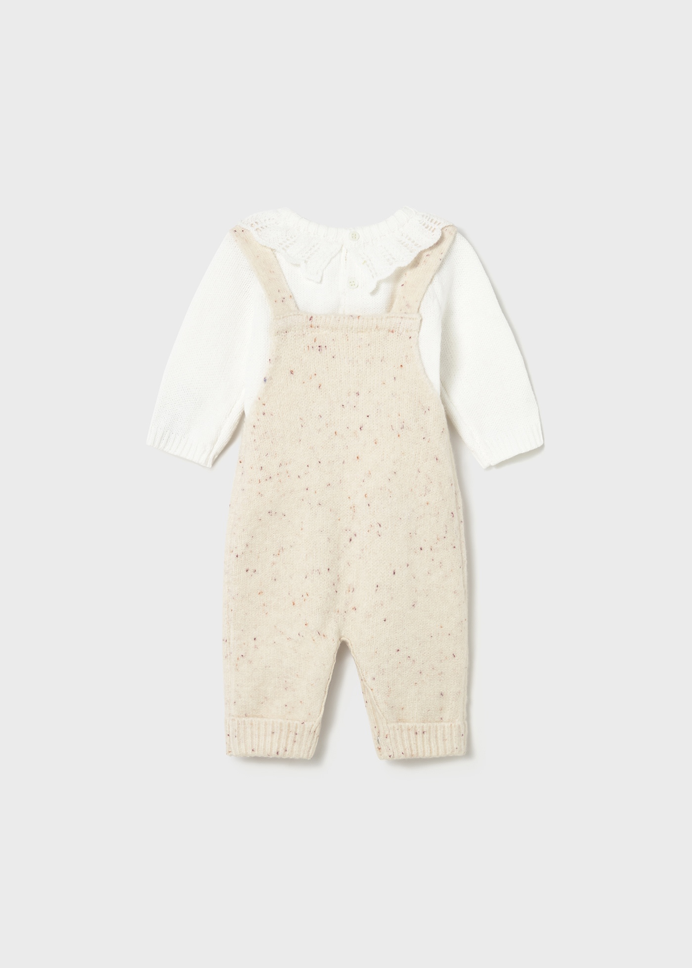 Ensemble salopette et pull nouveau-né