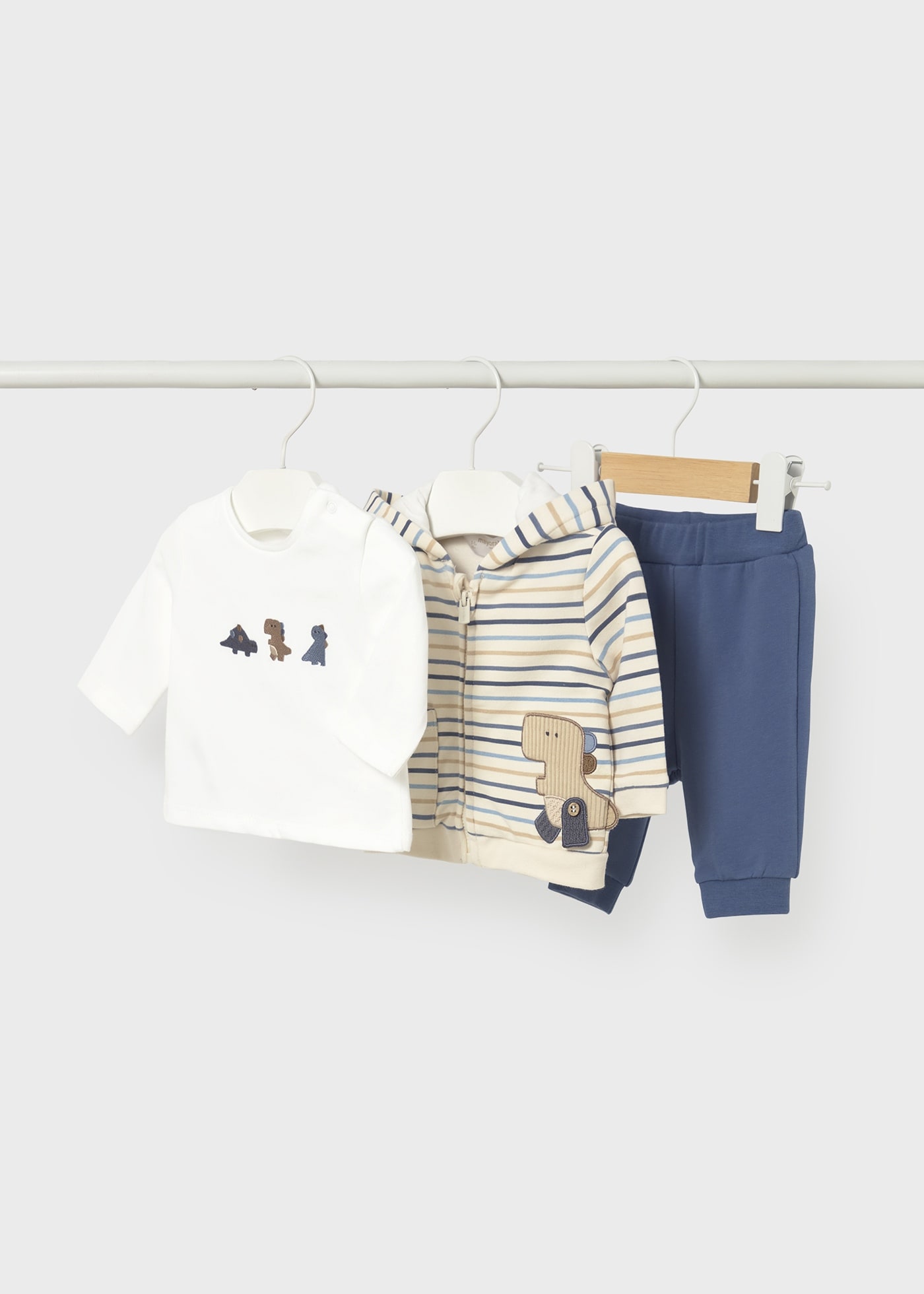 Newborn tracksuit with t-shirt