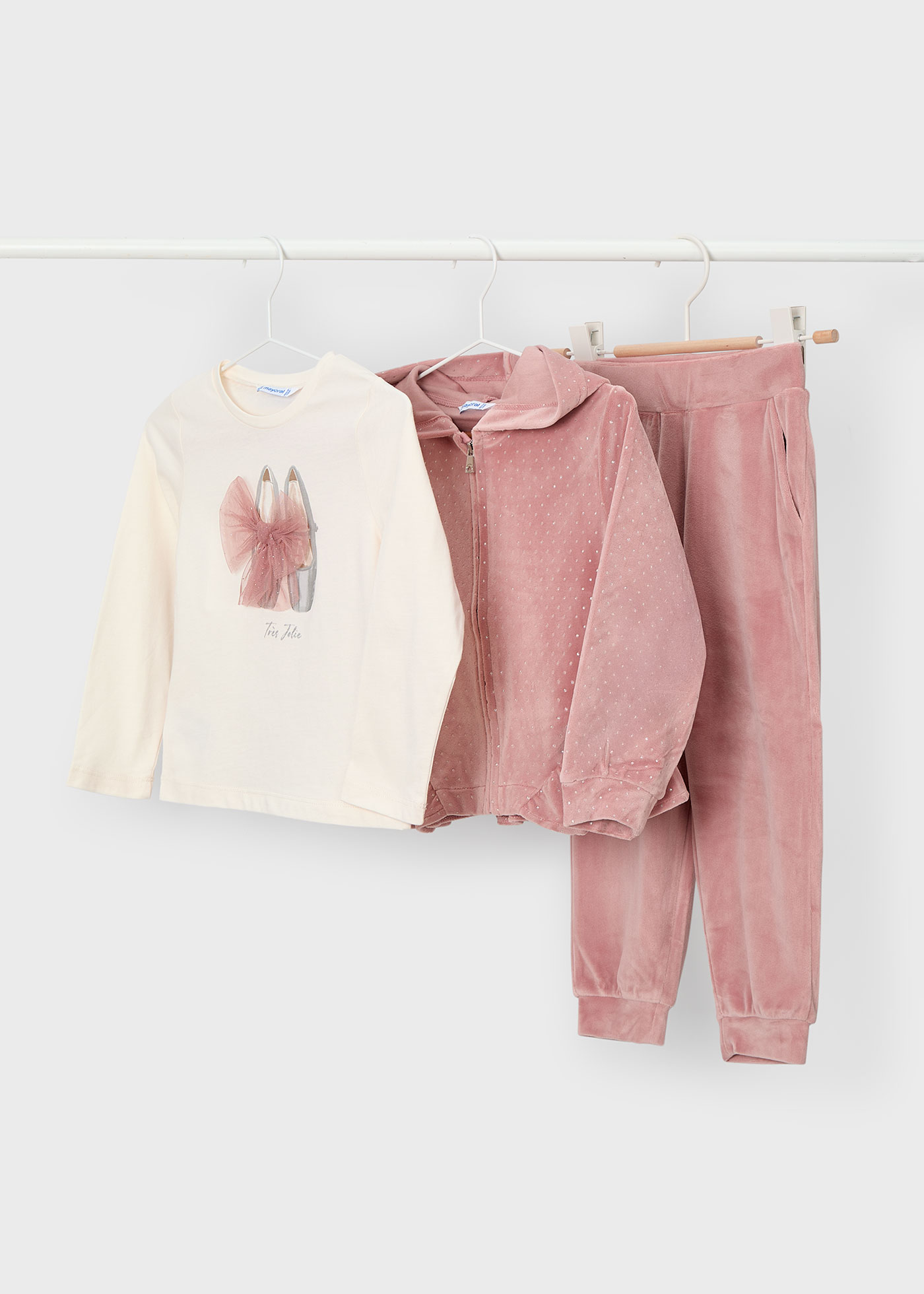 Girls tracksuit with t-shirt