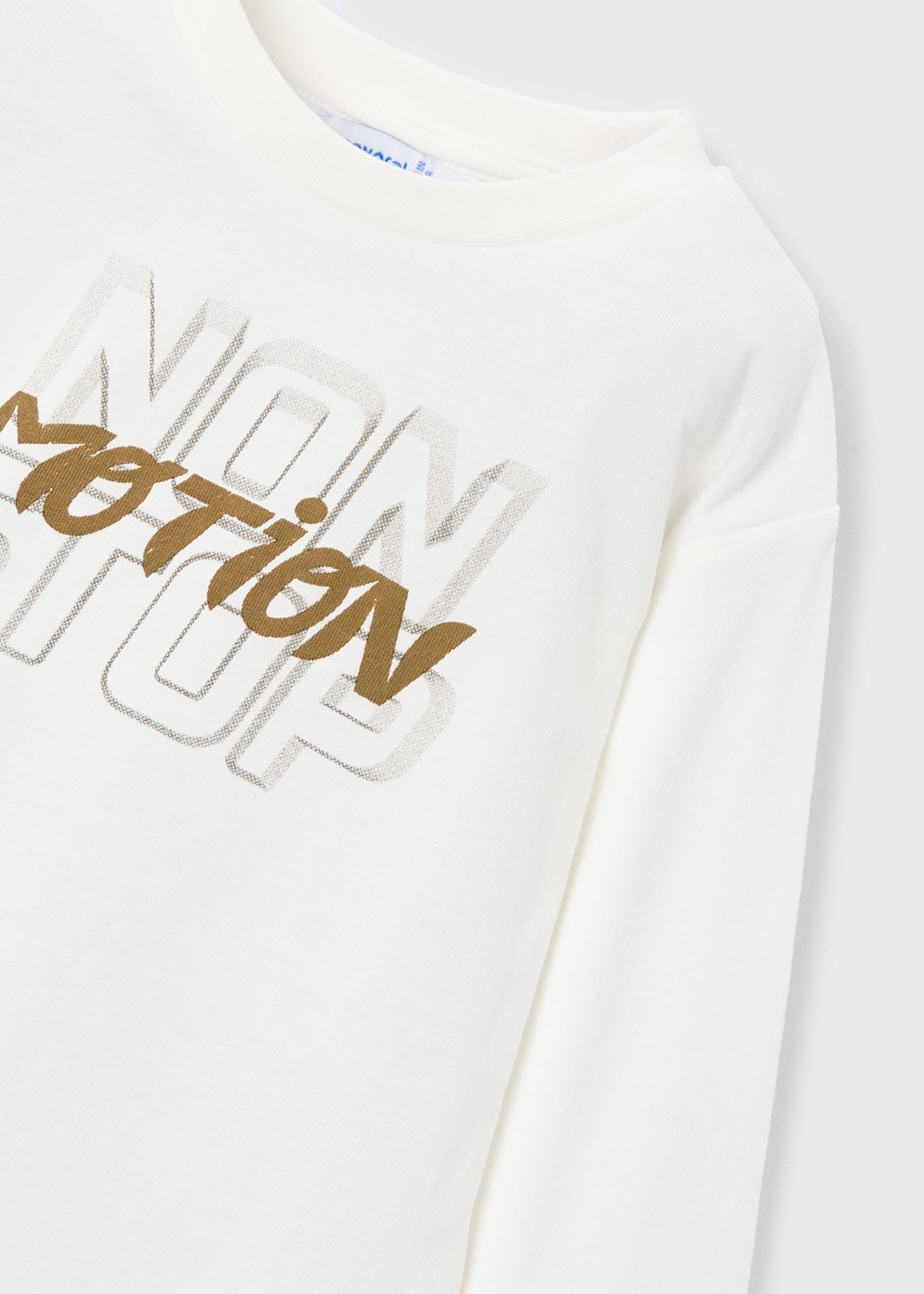 Комплект с анцуг и тениска за момче Комплект с анцуг и тениска за момче