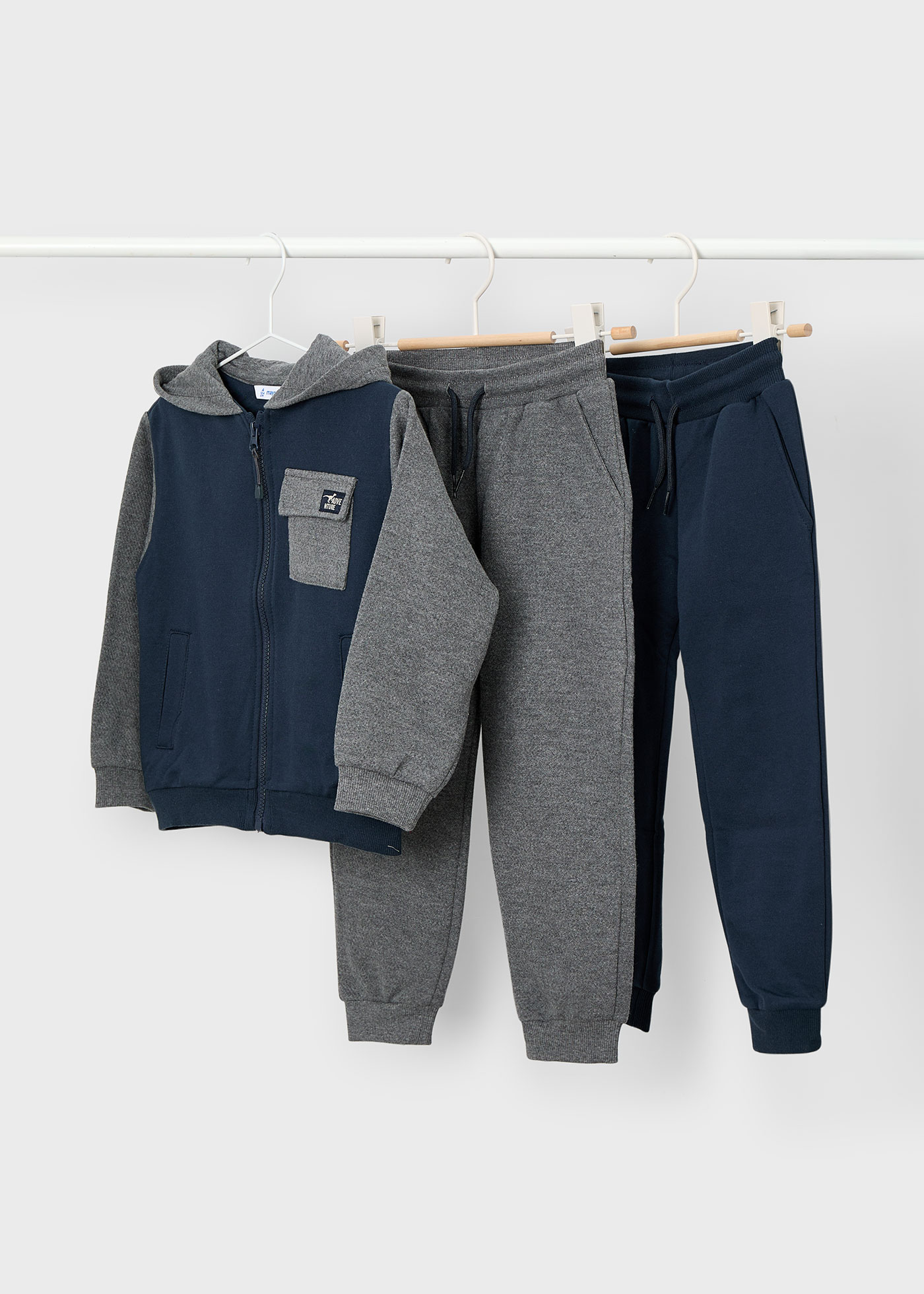 Chándal 2 pantalones niño