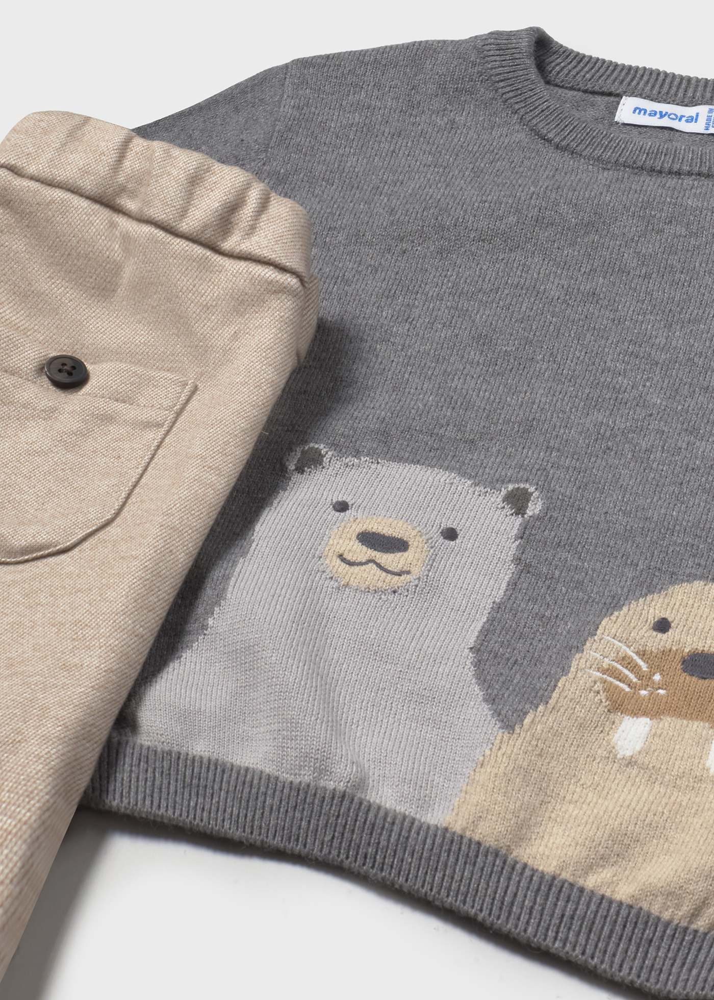 Conjunto pantalón y suéter animal bebé