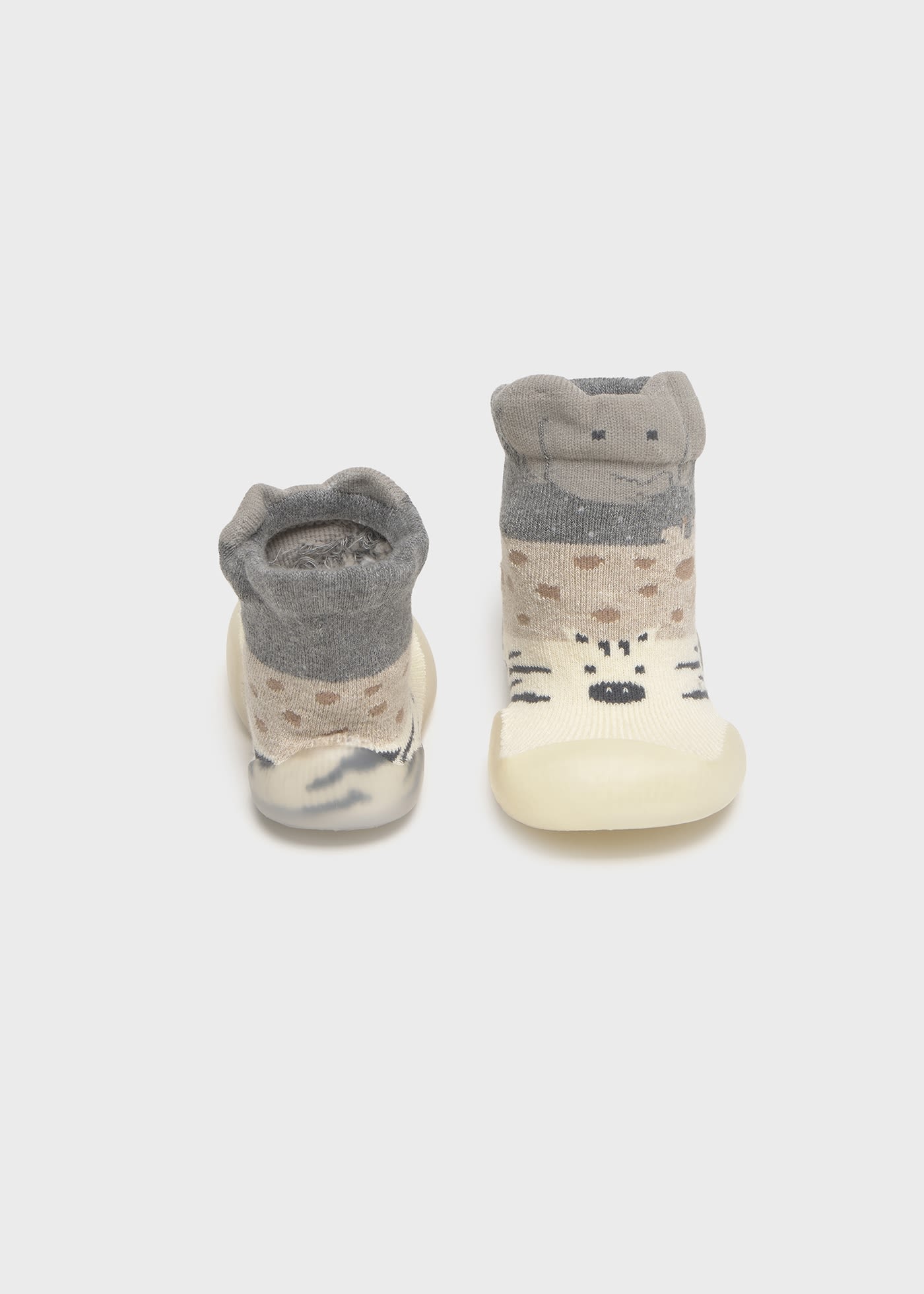 Newborn non-slip socks