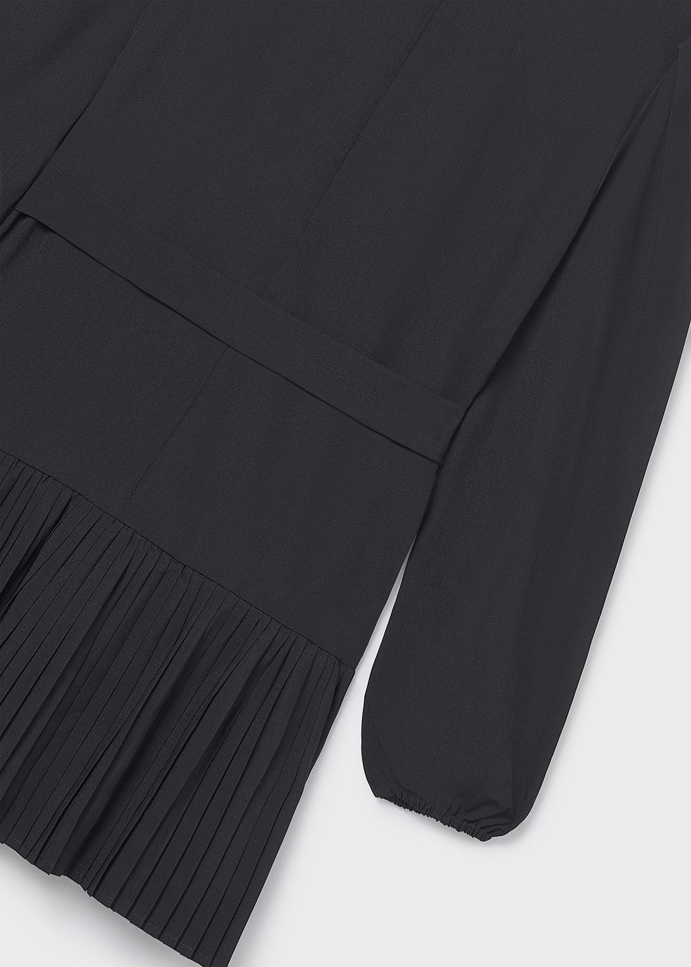 Girls pleated crepe dress