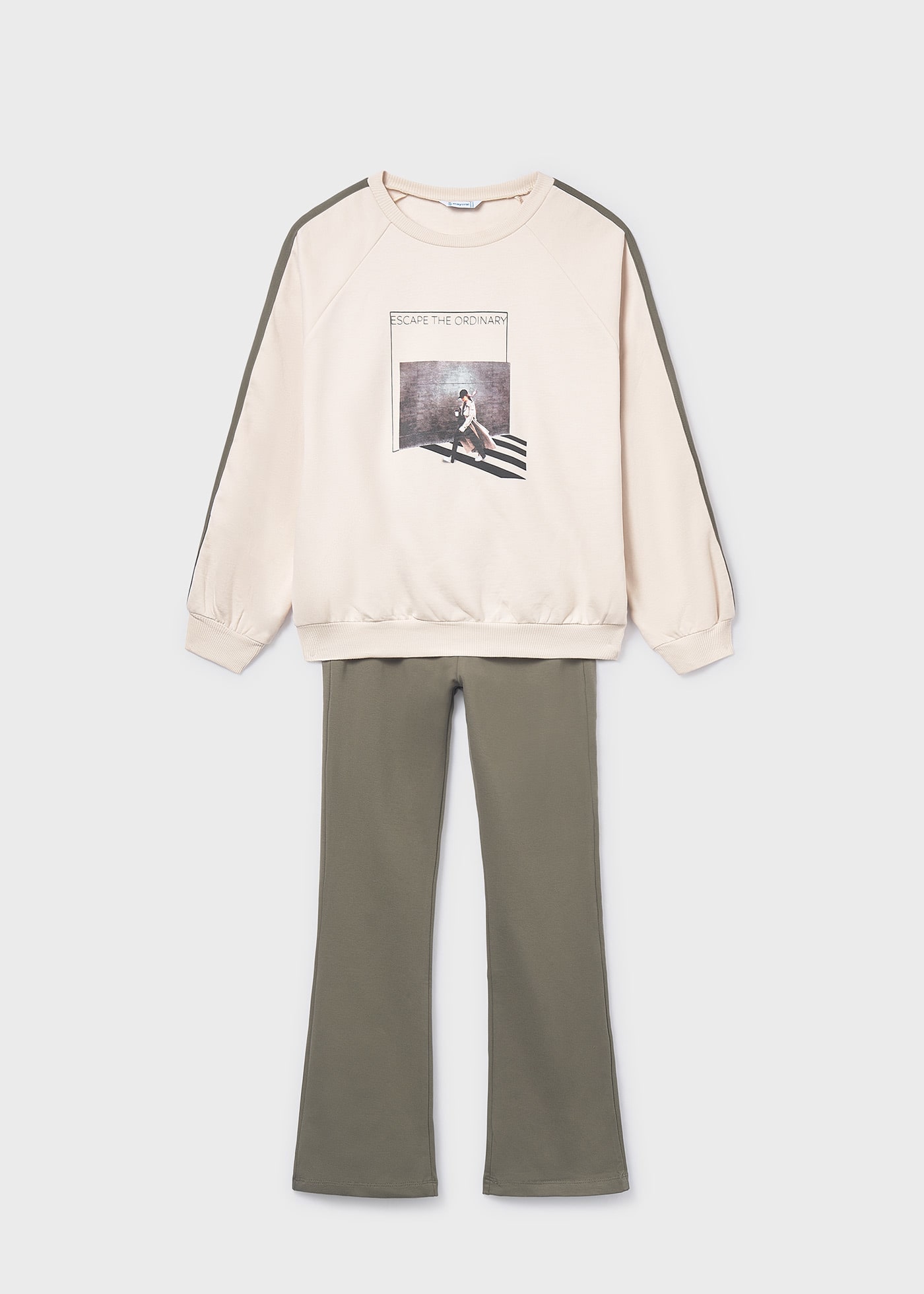 Комплект клин тип чарлстон и суичър за момиче