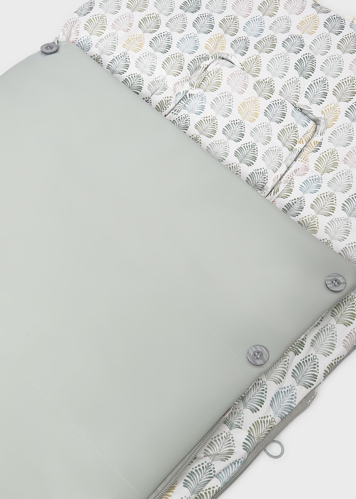 Универсално чувалче за бебешко столче