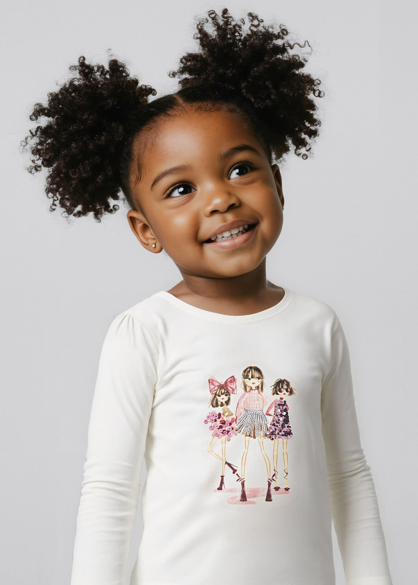 Girls doll motif shirt