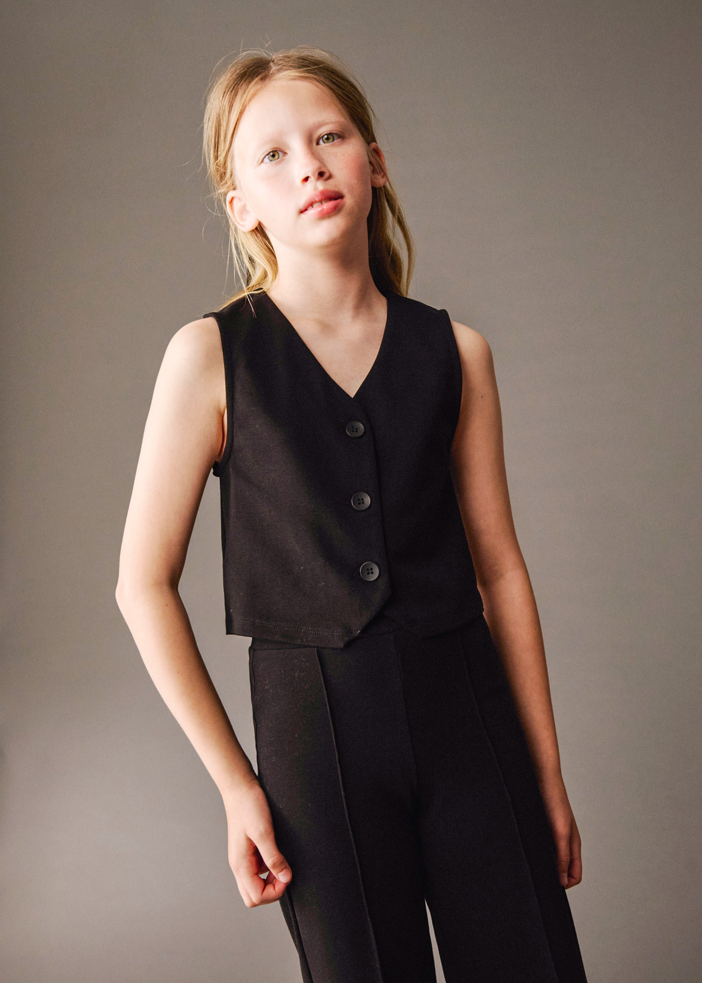 Completo pantalone e gilet ragazza
