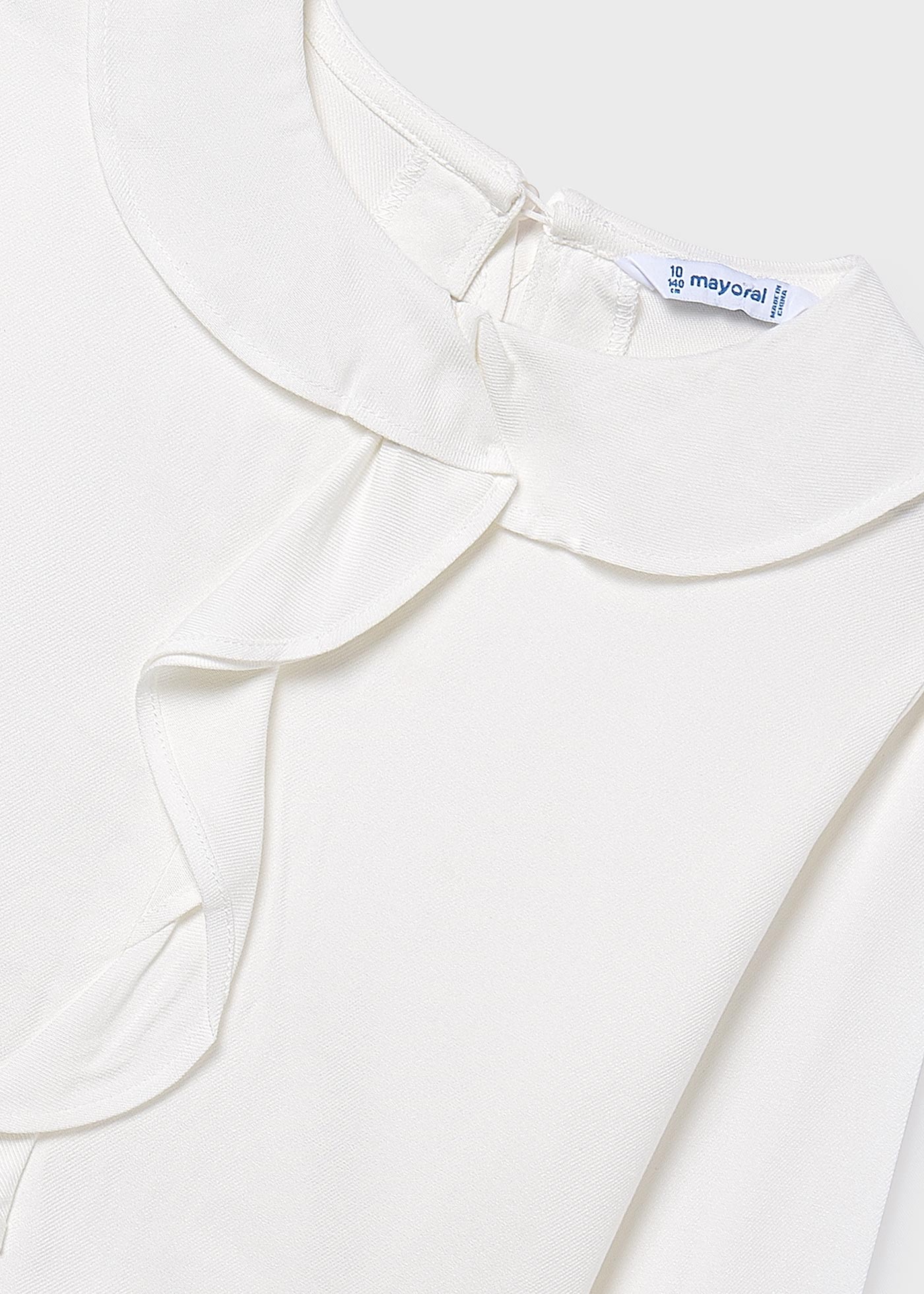 Girl's ruffled blouse