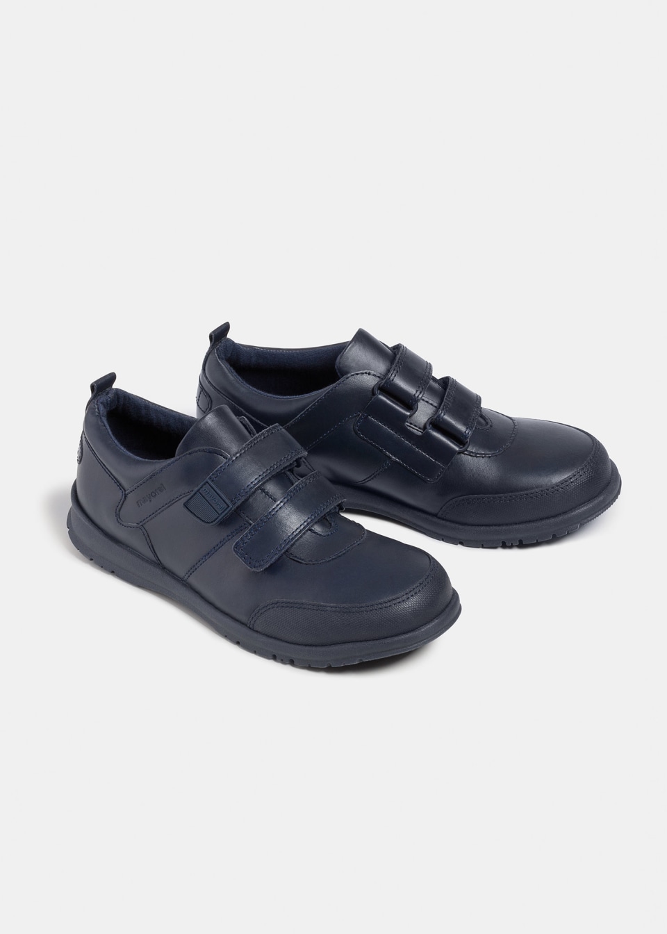 Boy leather school trainers