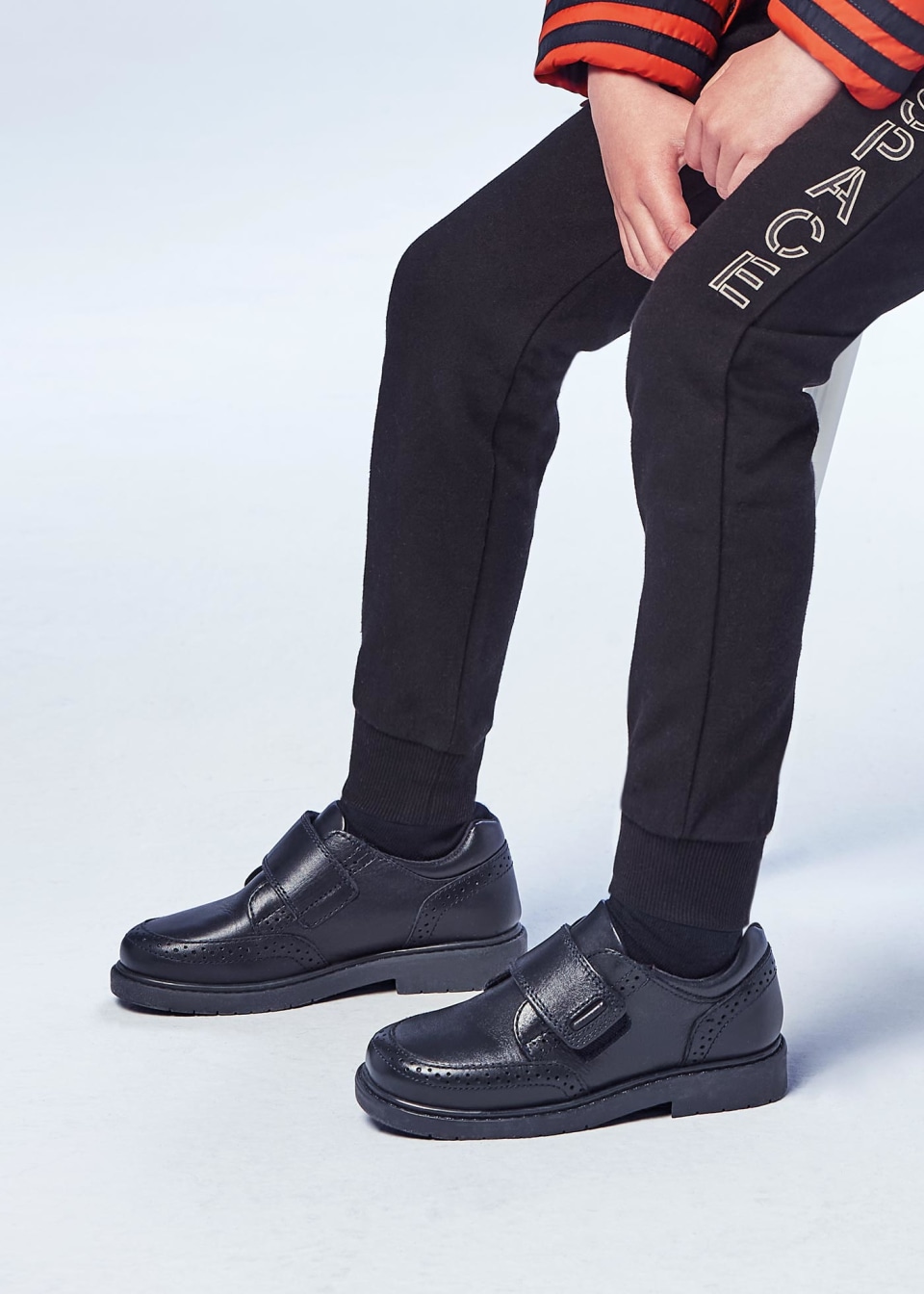 Buty sportowe szkolne ze skóry dla chłopca