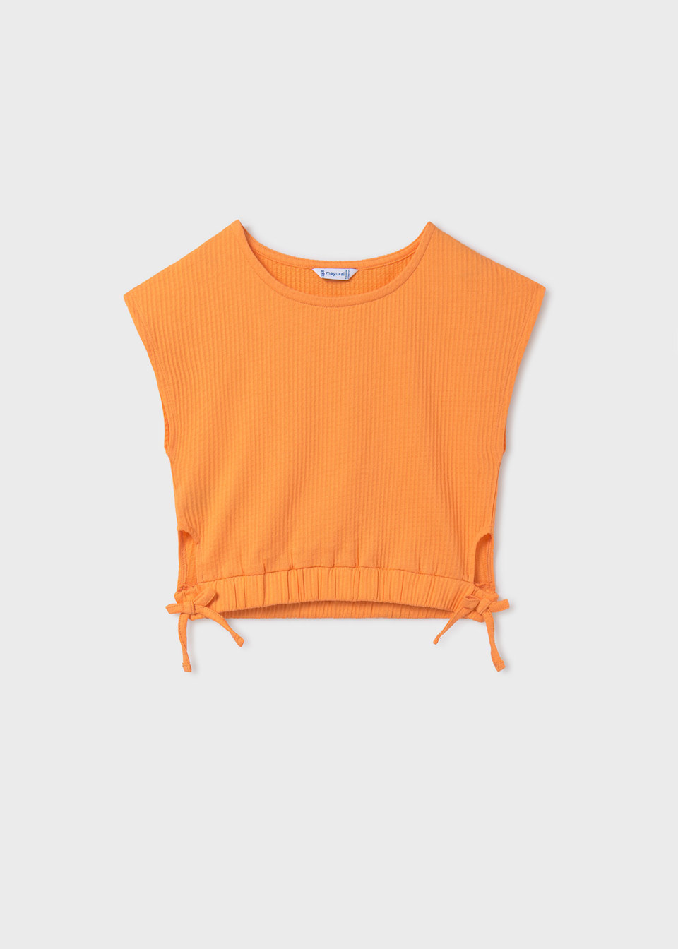 Girl side tie top