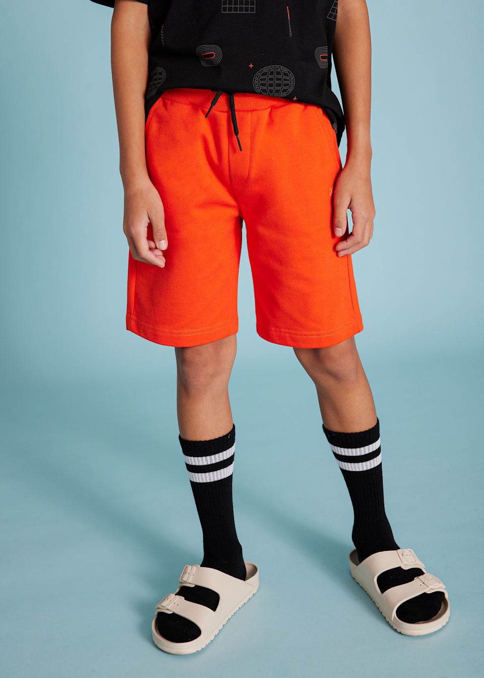 Boy basic sporty shorts