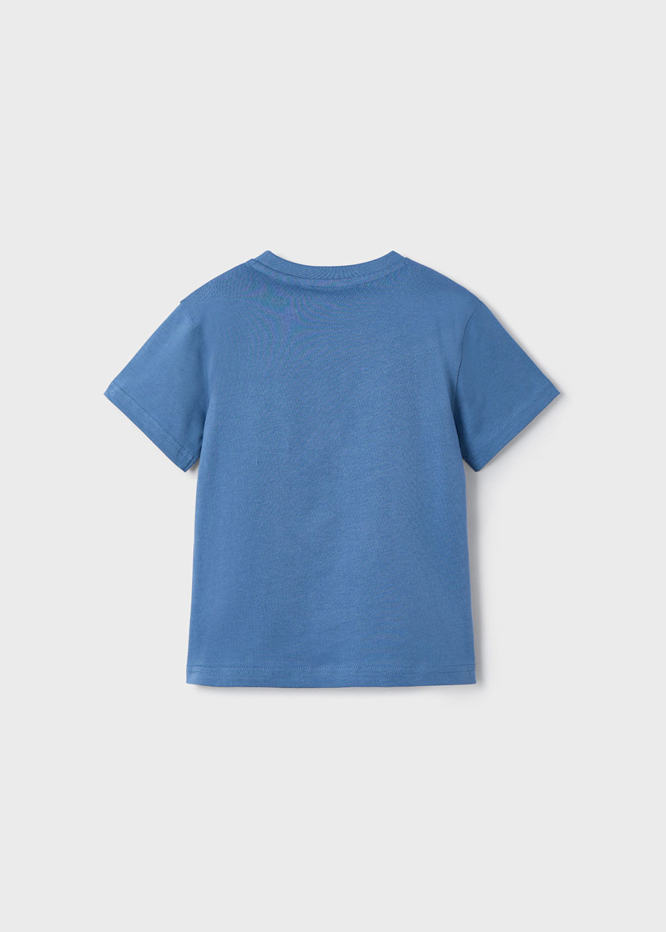 Tricou brodat plaja baiat