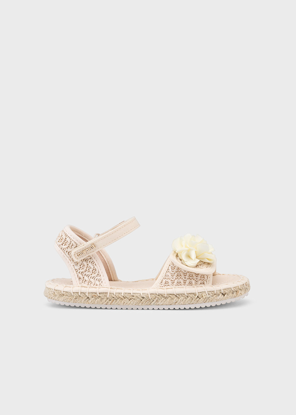 Espadryle z juty z kwiatkami dla dziewczynki