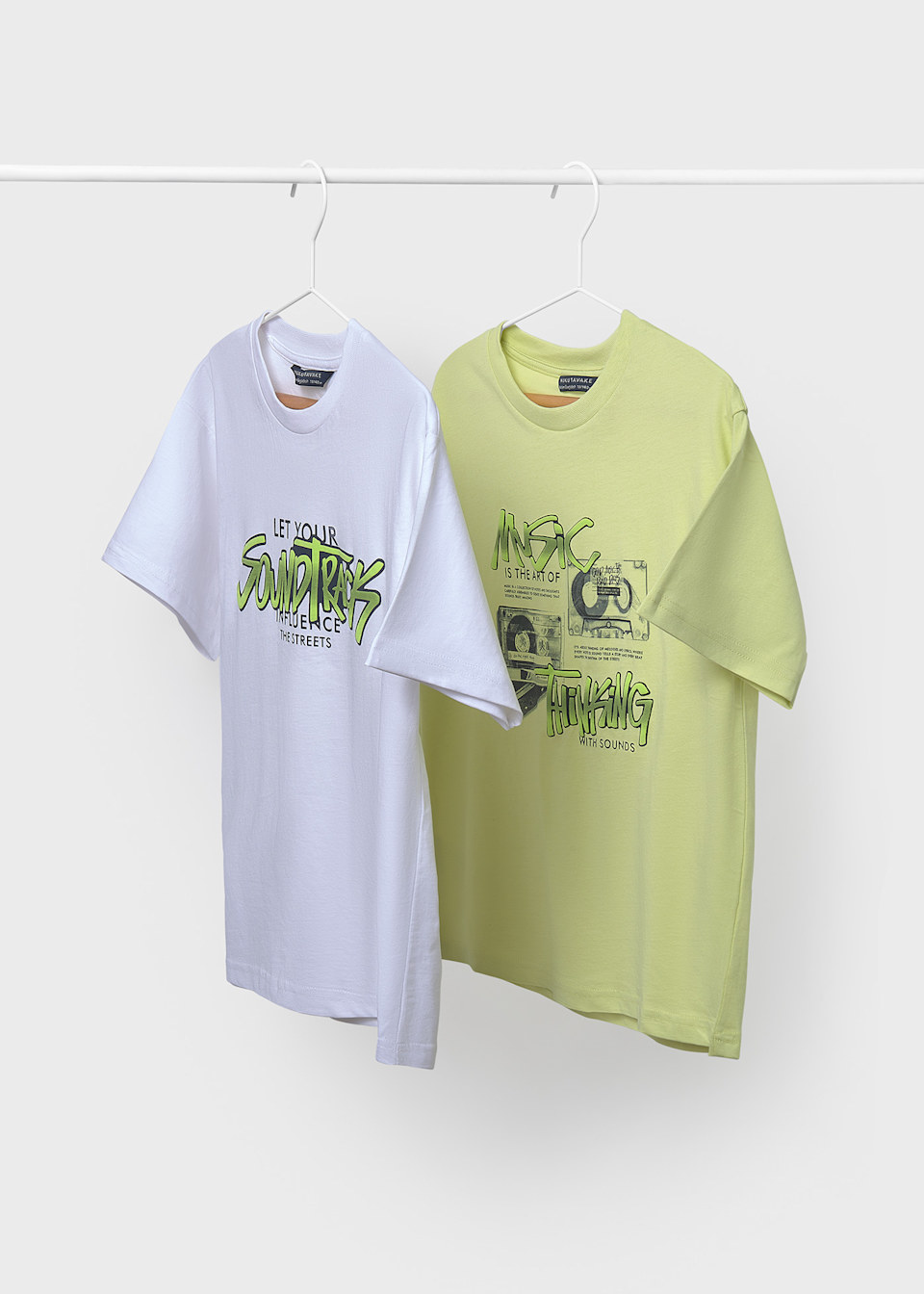 Boy set of 2 graphic t-shirts