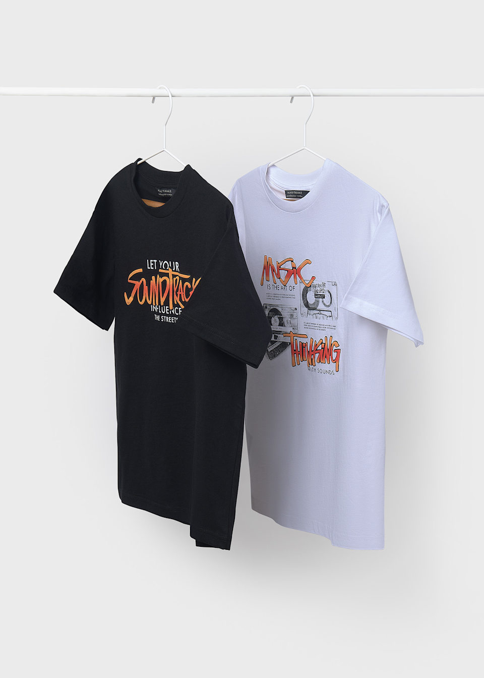 Boy set of 2 graphic t-shirts