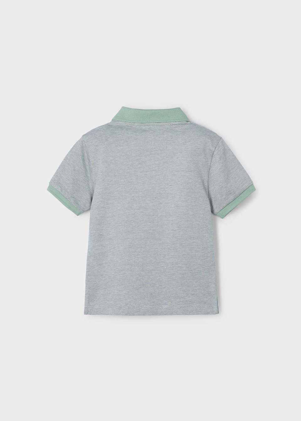 Polo contrastes niño