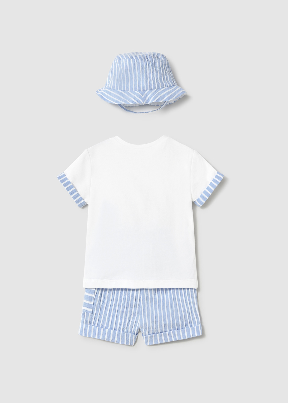 Newborn boy 3 piece set with hat