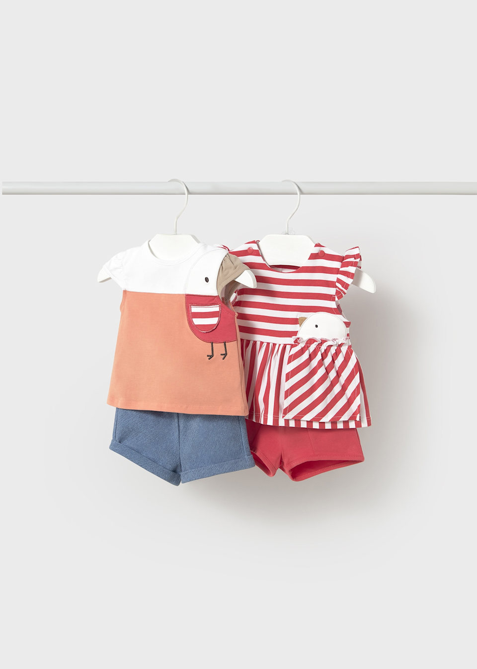 Newborn girl 4 piece chick set