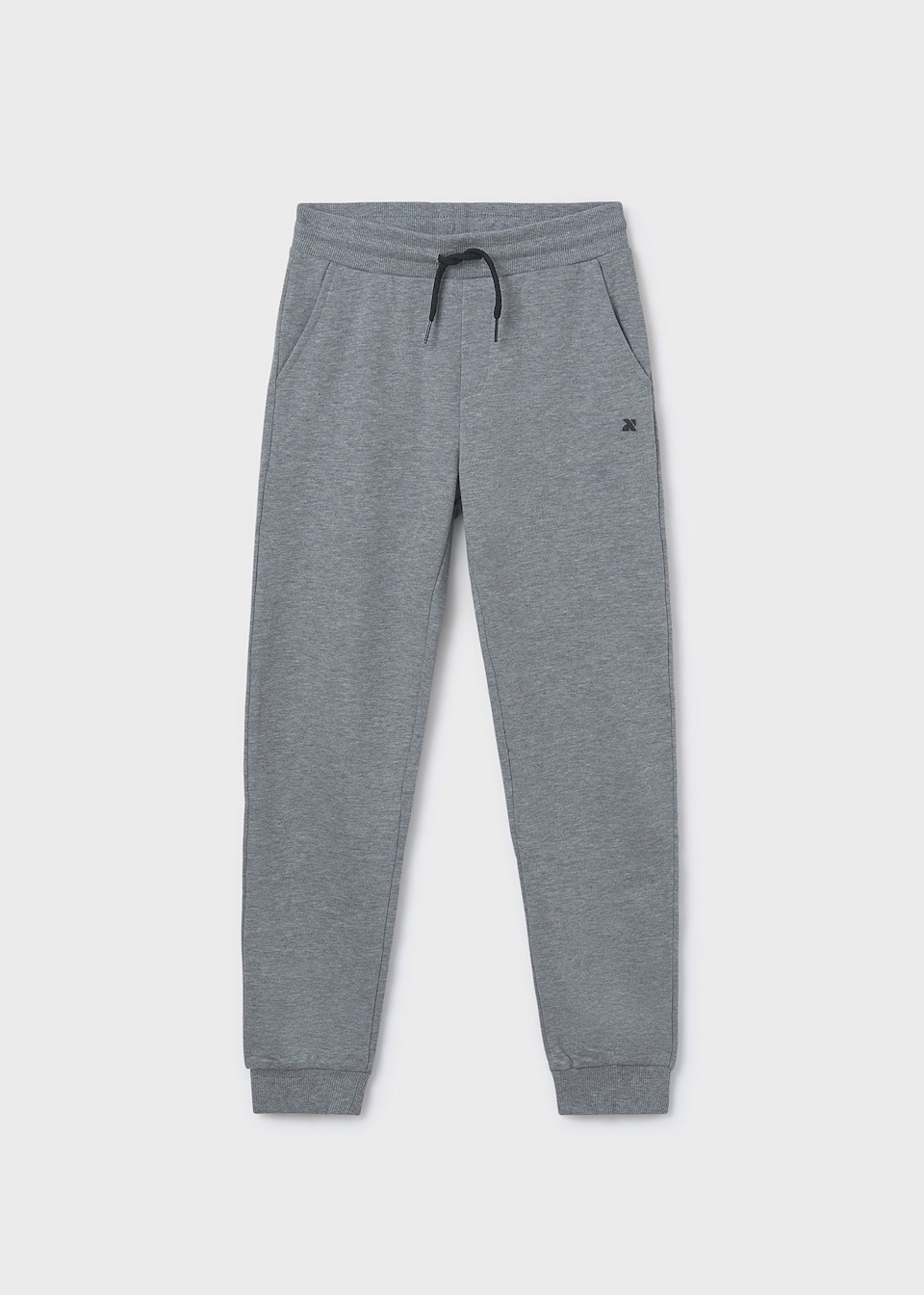 Pantalón deportivo básico chico