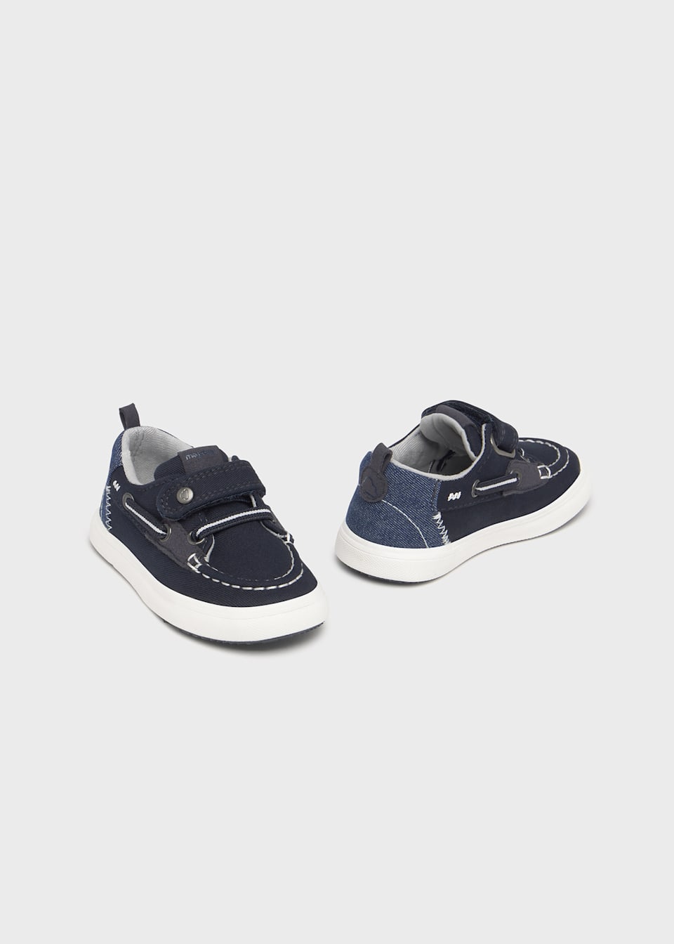 Baby canvas boat shoes