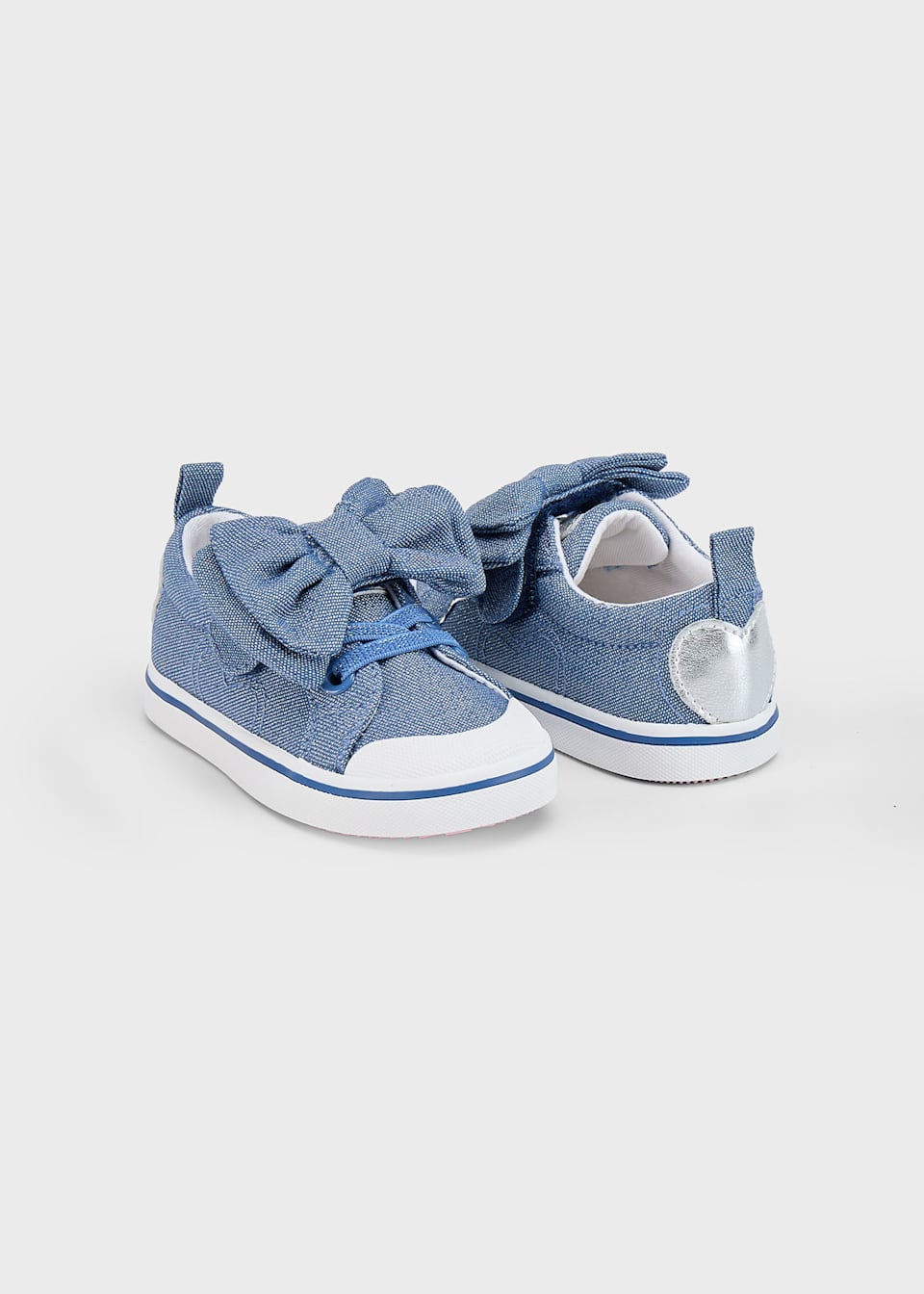 Baby canvas bow trainers