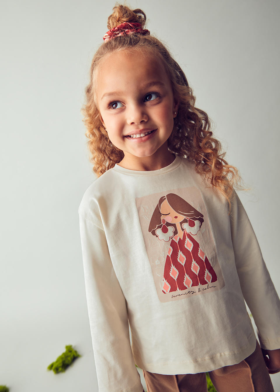 Girls long sleeved t-shirt with scrunchie