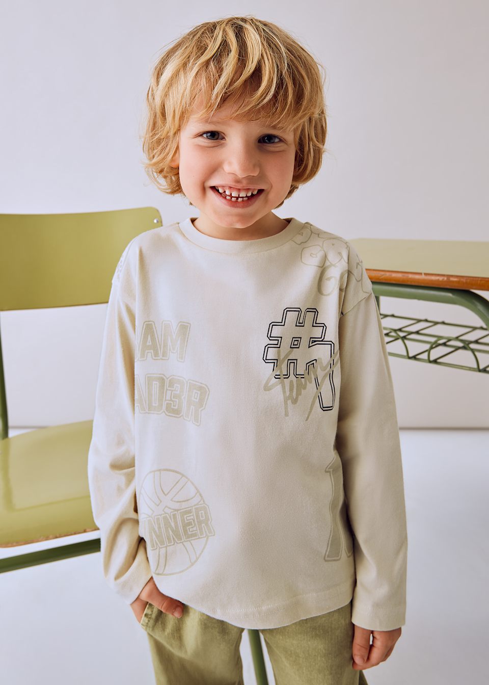 Girls long sleeved print shirt