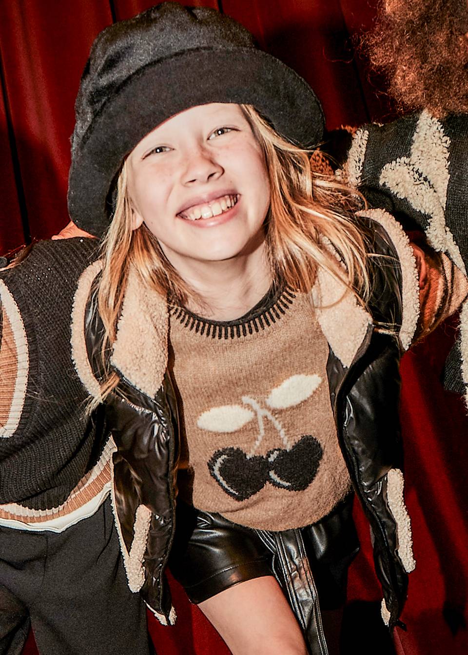 Pulover jacquard fata