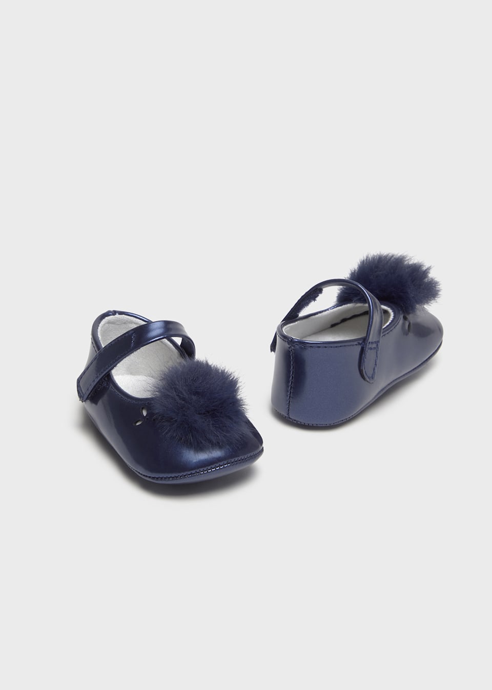 Ballerines à pompon nouveau-né