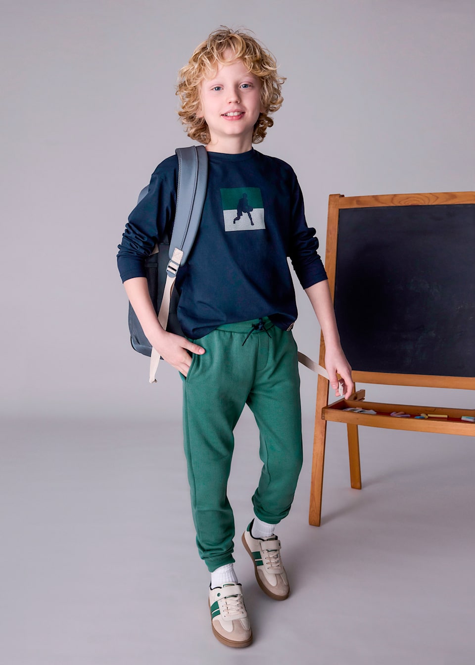 Pantalón deportivo básico unisex