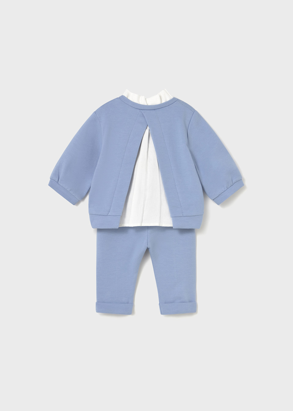 Newborn long trousers and jumper set