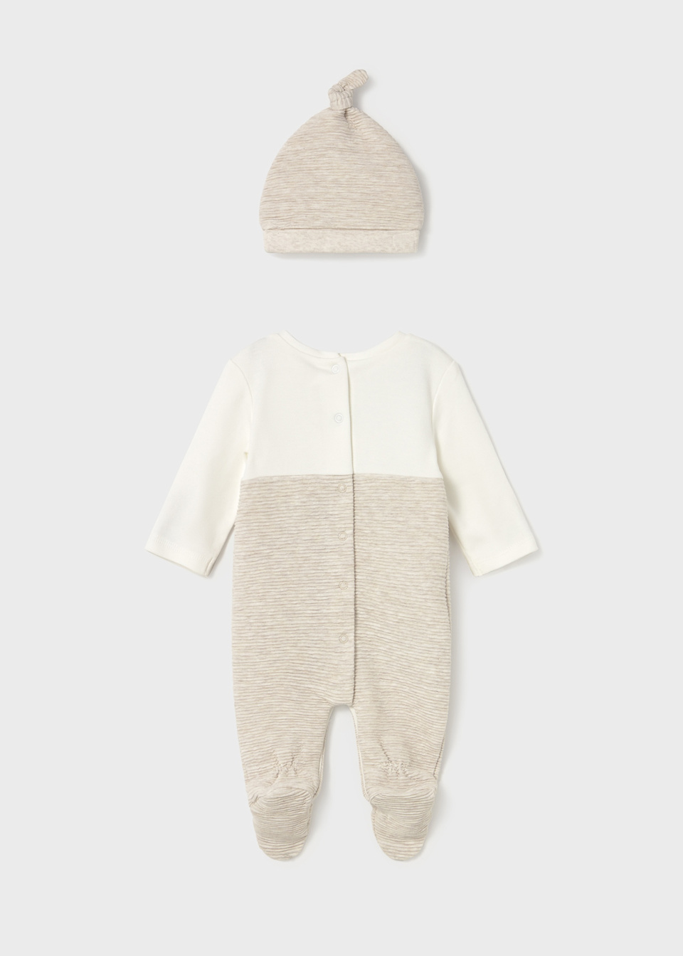 Newborn romper and hat
