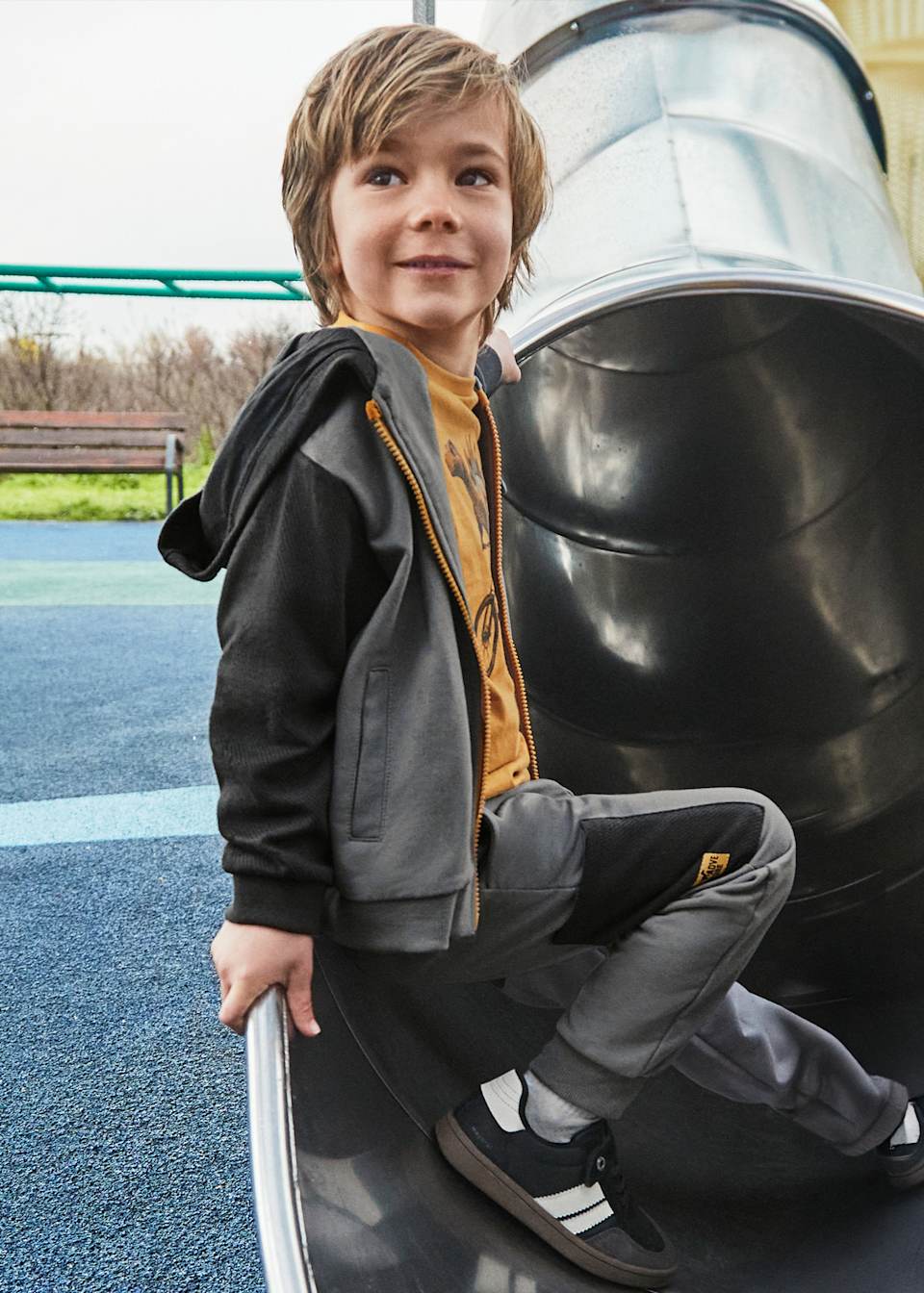 Boys 2 trouser tracksuit set