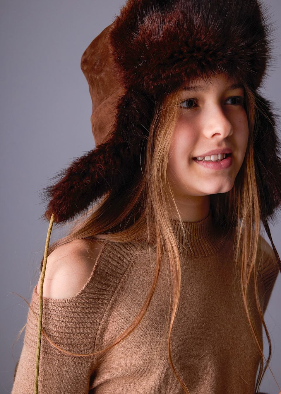 Girls open shoulder jumper