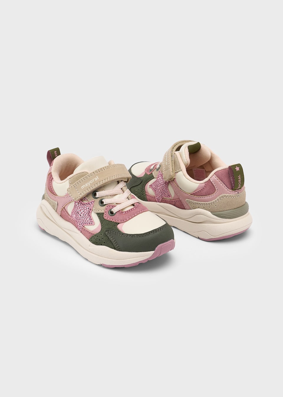 Girls thick soled trainer