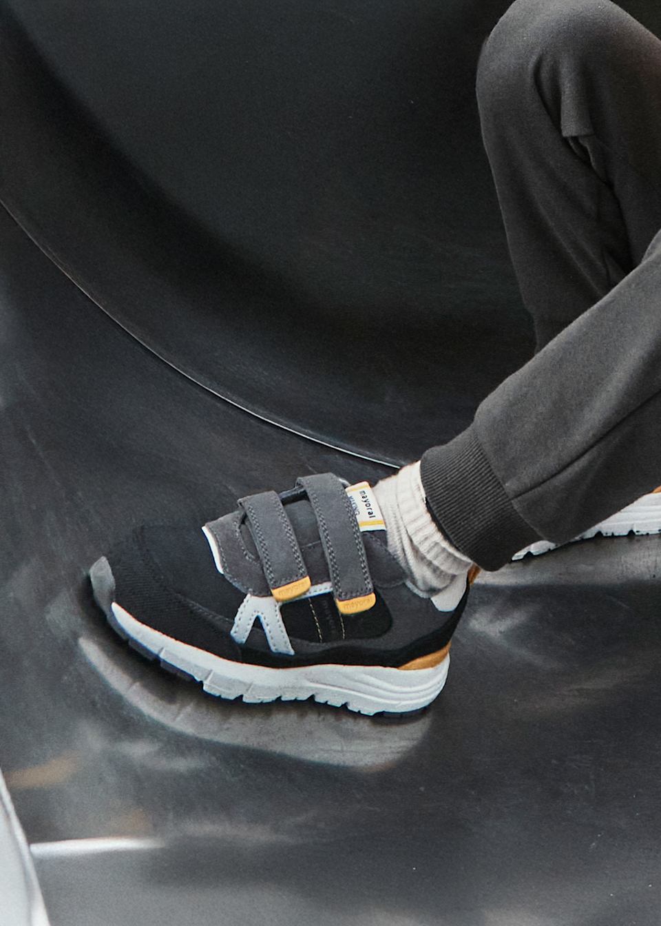 Deportiva combinada niña y niño