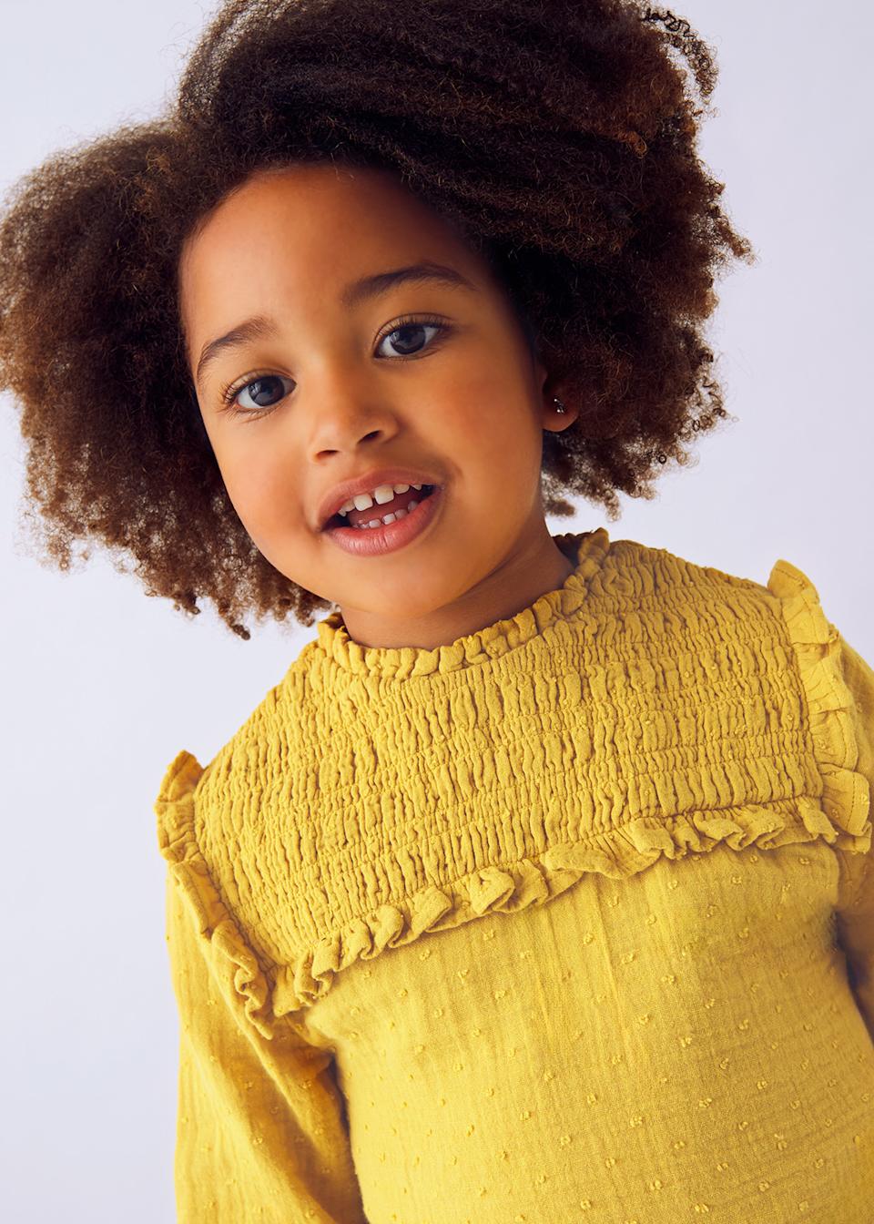 Conjunto falda holanes y blusa niña