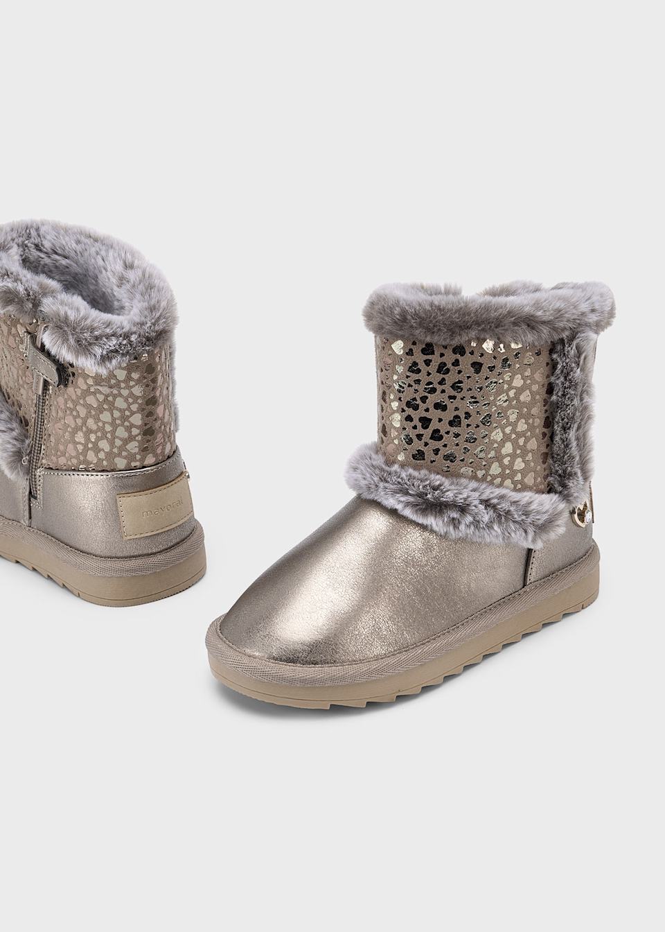 Girls Australian fur lined boot