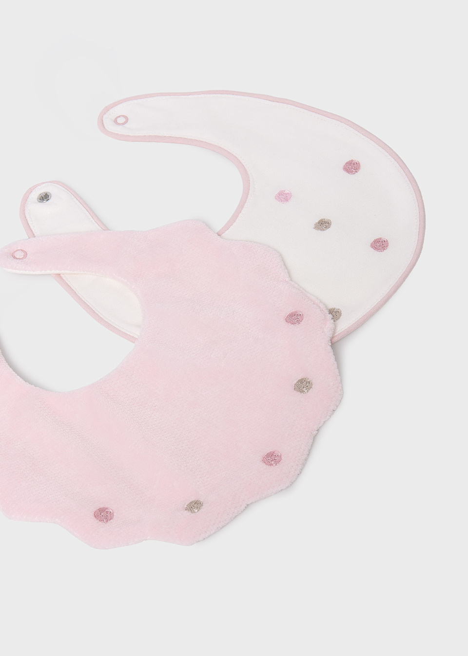 Baby 2 pack of waterproof bibs