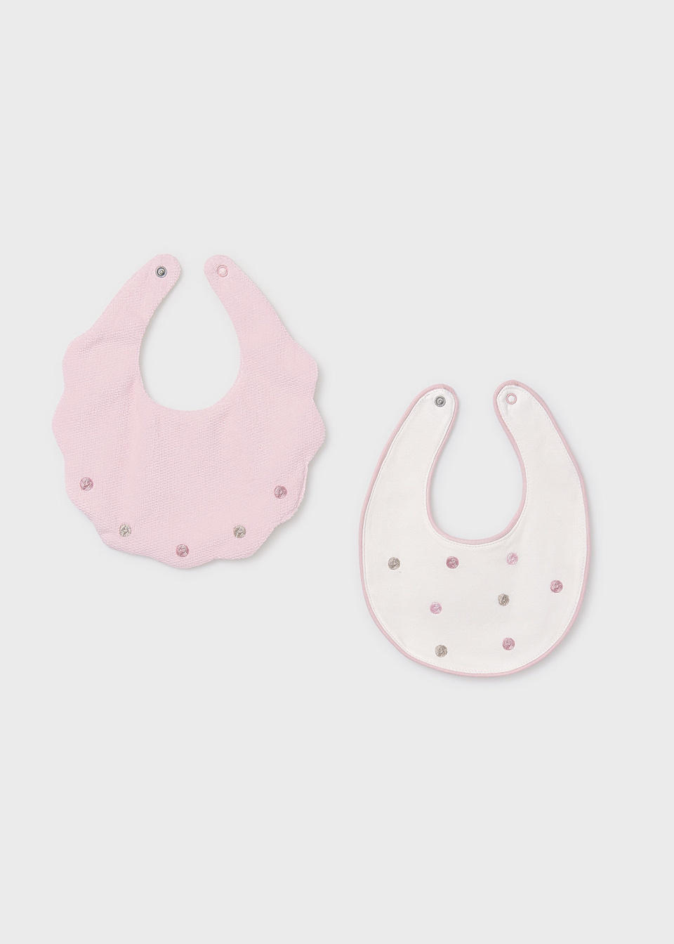 Baby 2 pack of waterproof bibs